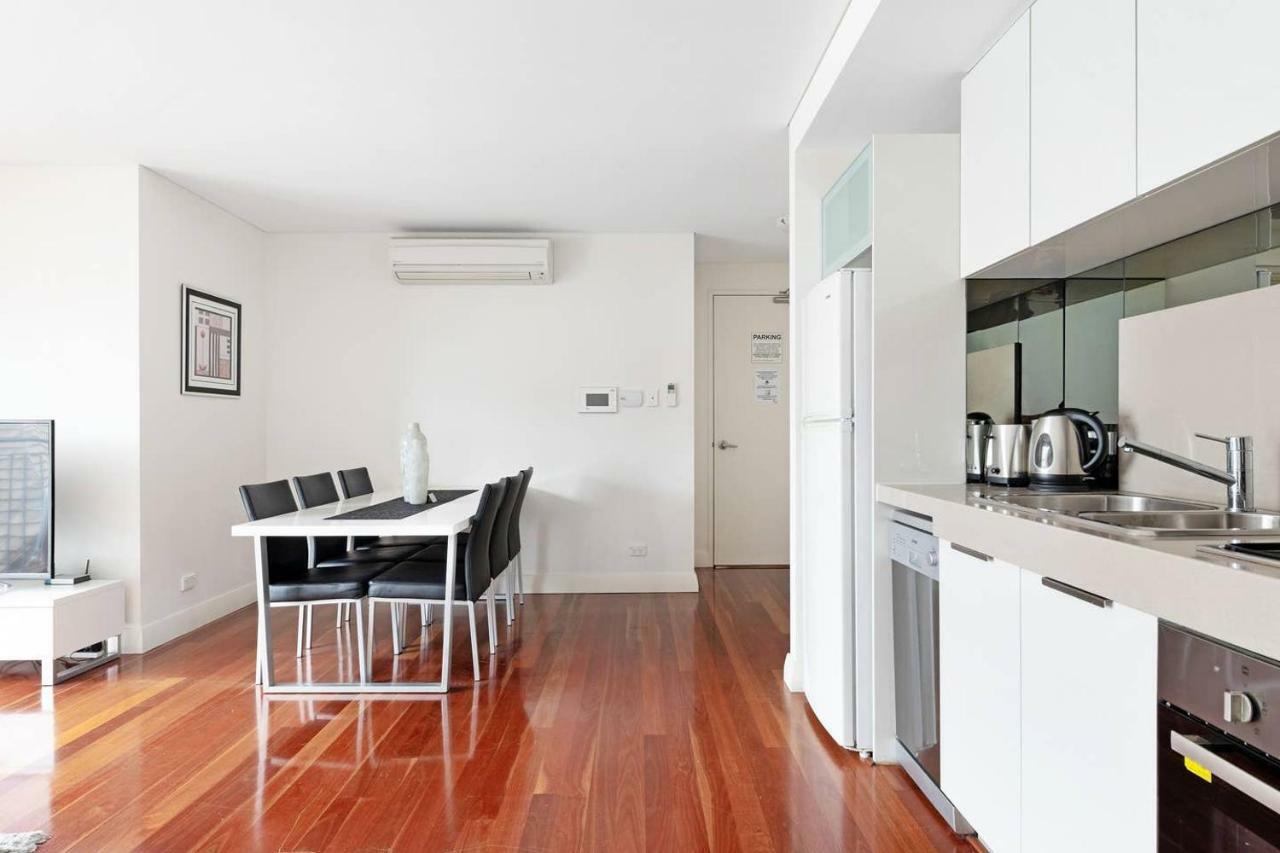 Parklane * Fremantle